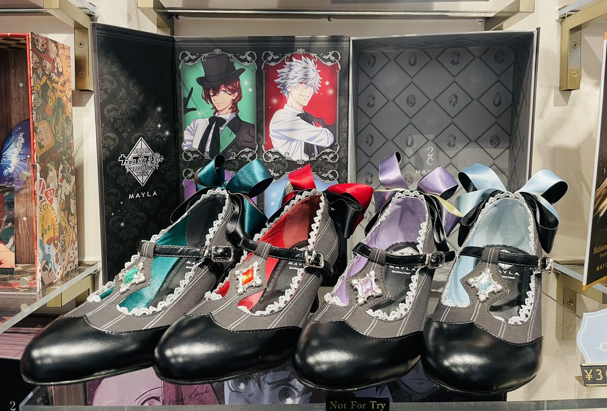 YuriNe_0t0rihik's tweet photo. 公式のポスト見て呟くの忘れてた！！
昨日MAYLAのラフォーレ原宿店に展示されてるんじゃないかと思って行ったらやっぱり実物あったから見てきたよー！！

めっちゃ可愛い💚❤️💜🩵_:(´ཀ`」 ∠):_ https://t.co/bqyDDlgAAu