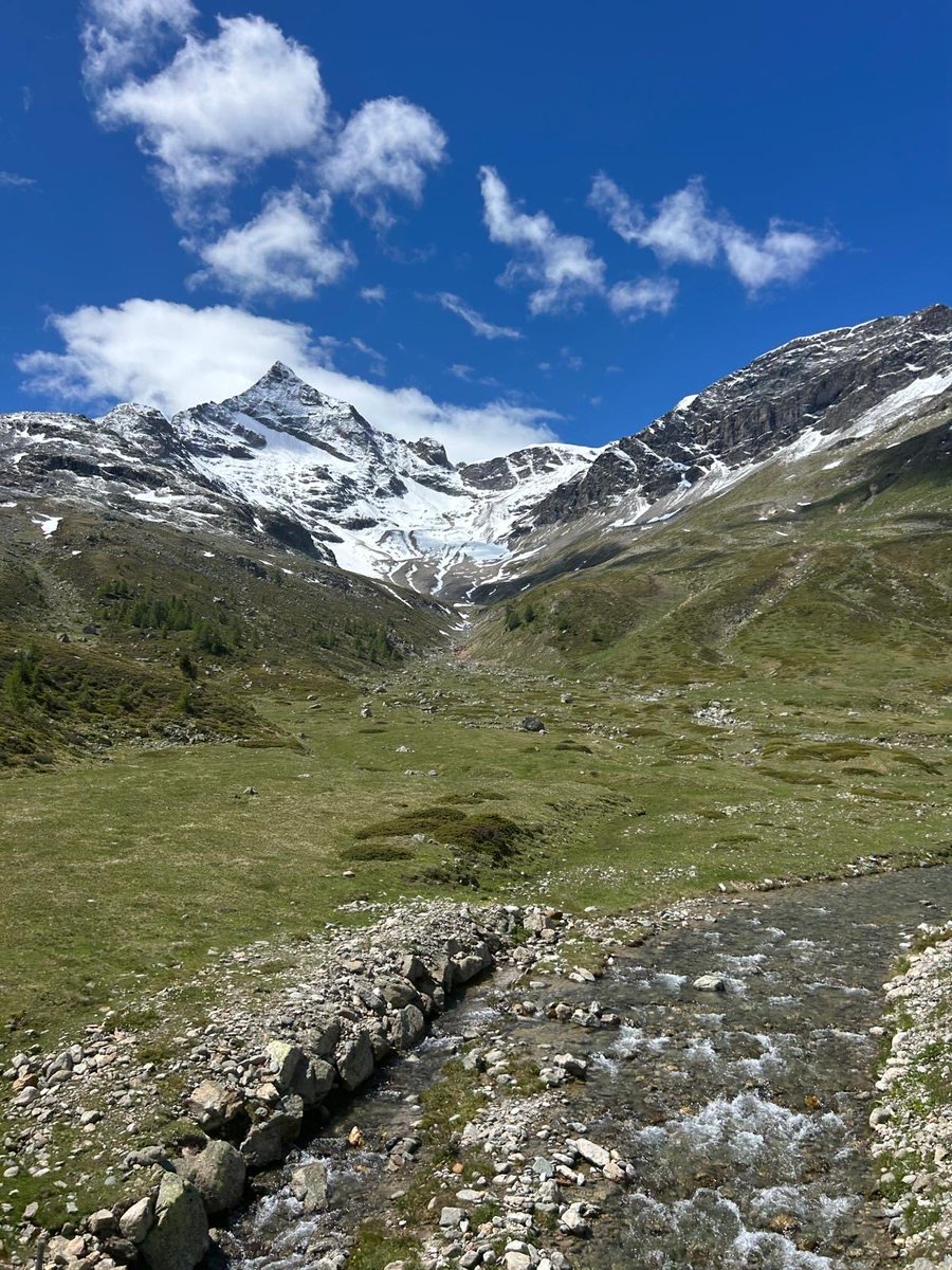 NateYoder6's tweet photo. On the Bernina Express going to Italy. https://t.co/Hn71gq2dCU