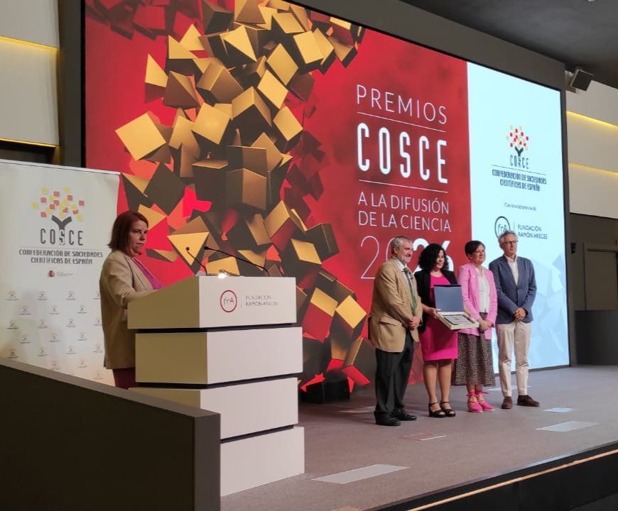 COSCEorg's tweet photo. ¡Enhorabuena a @pgonzrodriguez por el Premio COSCE Joven a la Difusión de la Ciencia 2026! https://t.co/0RQGLAkv6C