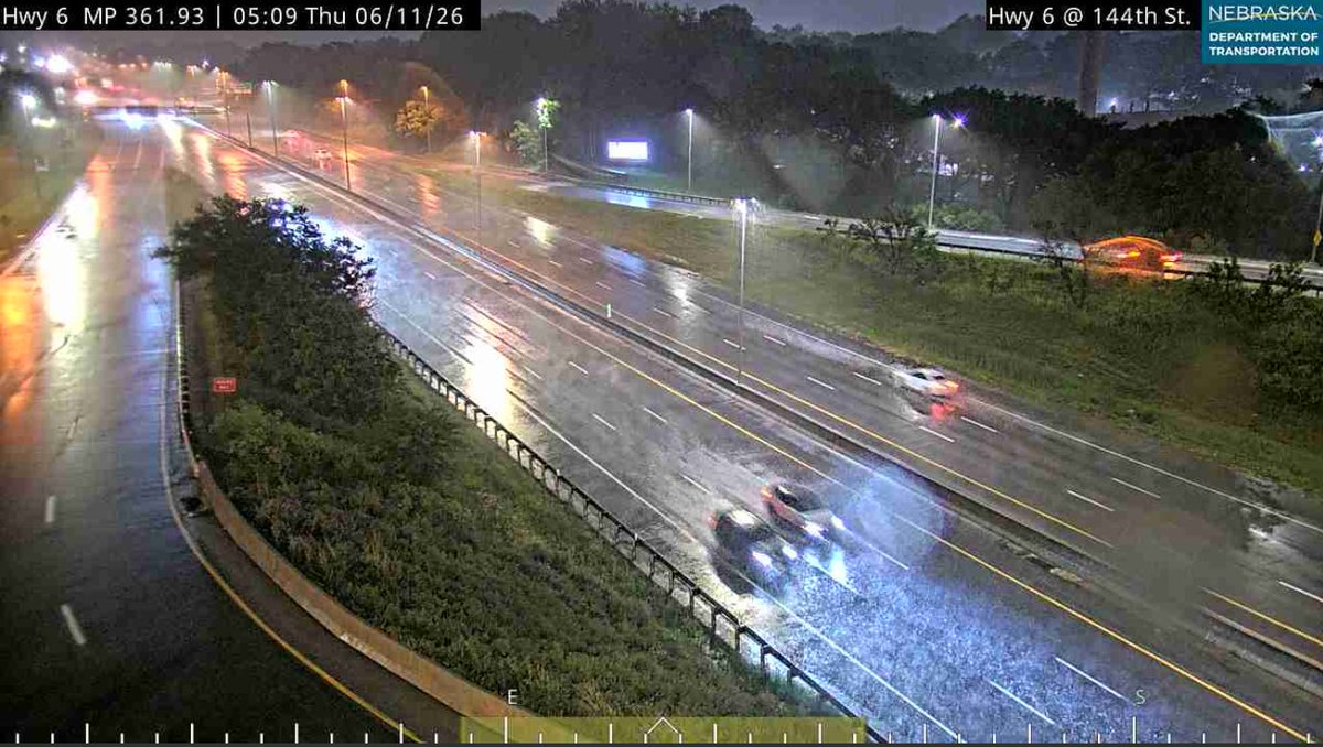 SamPastorino's tweet photo. Heavy rain is falling in the metro right now 

Reports of 60-70 MPH winds in Cass and Waverly counties https://t.co/WzRdez0JlP