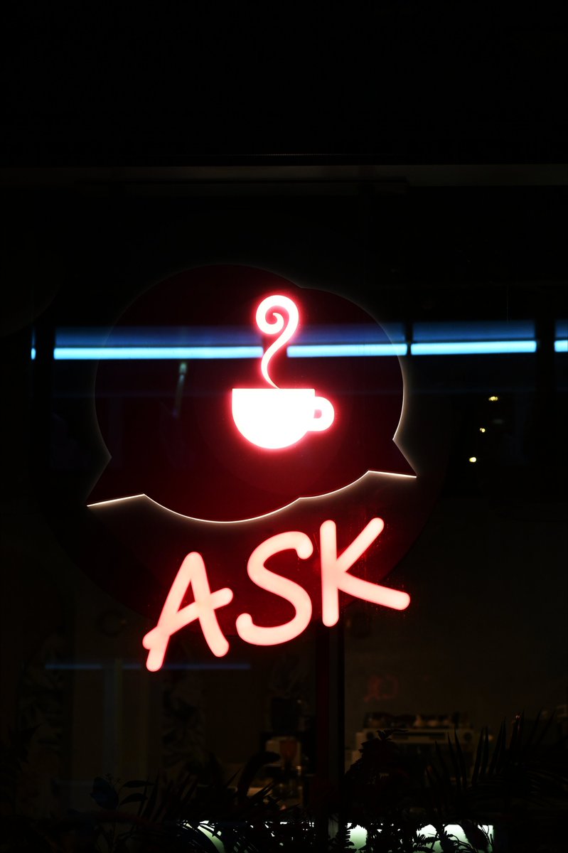 XXOXO_9's tweet photo. Night Café
#キリトリセカイ
#写真好きな人と繋がりたい
#カメラ好きな人と繋がりたい
#Nikon #Z72 https://t.co/lzkc0BmqQI