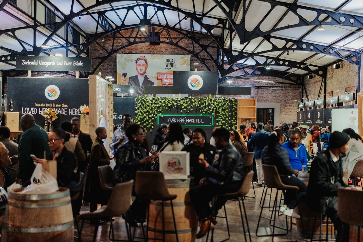 ProudlySA's tweet photo. The #LocalWineExpo is always a vibe. So make sure to tell your friends to get their tickets, so that we can sip and savour some local wine...together!
#LocalWineExpo2026 #LovedHereMadeHere #prisonbreakmarket https://t.co/BJfilpmtm7