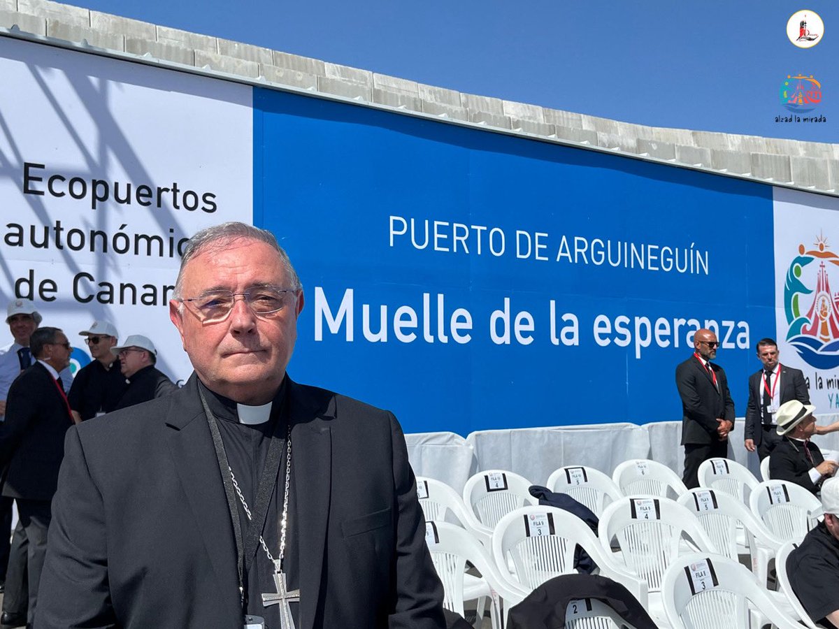 IglesiaEnLeon's tweet photo. 👉🏼 Nuestro Obispo el P. @cmfluisangel se encuentra en el ⚓️ #puerto de Arguineguín, de Gran Canaria, para participar en el encuentro con las realidades de acogida a los migrantes que tendrá lugar en el marco del #ViajeApostólico de ✝️ @Pontifex_es a 🇪🇸 #España. https://t.co/sG5sdUlzUe