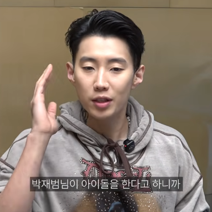 hicloudysummer's tweet photo. jay park tidak pernah lupa sama louis dimanapun kapanpun selalu bahas louis
"louis dari kecil suka nyanyi" https://t.co/k1pYQ0DOb7