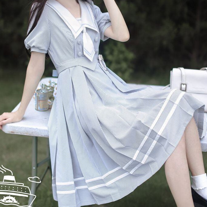 Maidens_Reve's tweet photo. ストライプセーラーワンピース♡ https://t.co/tCHEvfBu0Y