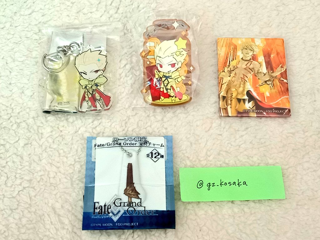 gz_kosaka's tweet photo. 【譲渡】Fate/Grand Order　FGO　きゃらとりあ　ラバークリップ　スクエア缶バッジ　アクリルキーホルダー　アクキー

譲→ギルガメッシュ（弓ギル）

求→定価＋送料
3点まとめての場合、2,000円＋送料＆宝具チャームおまけ

＊ゆうちょ、PayPay対応、郵送のみ。
検索からも気軽にお声かけください。 https://t.co/RCX7ep0HMe