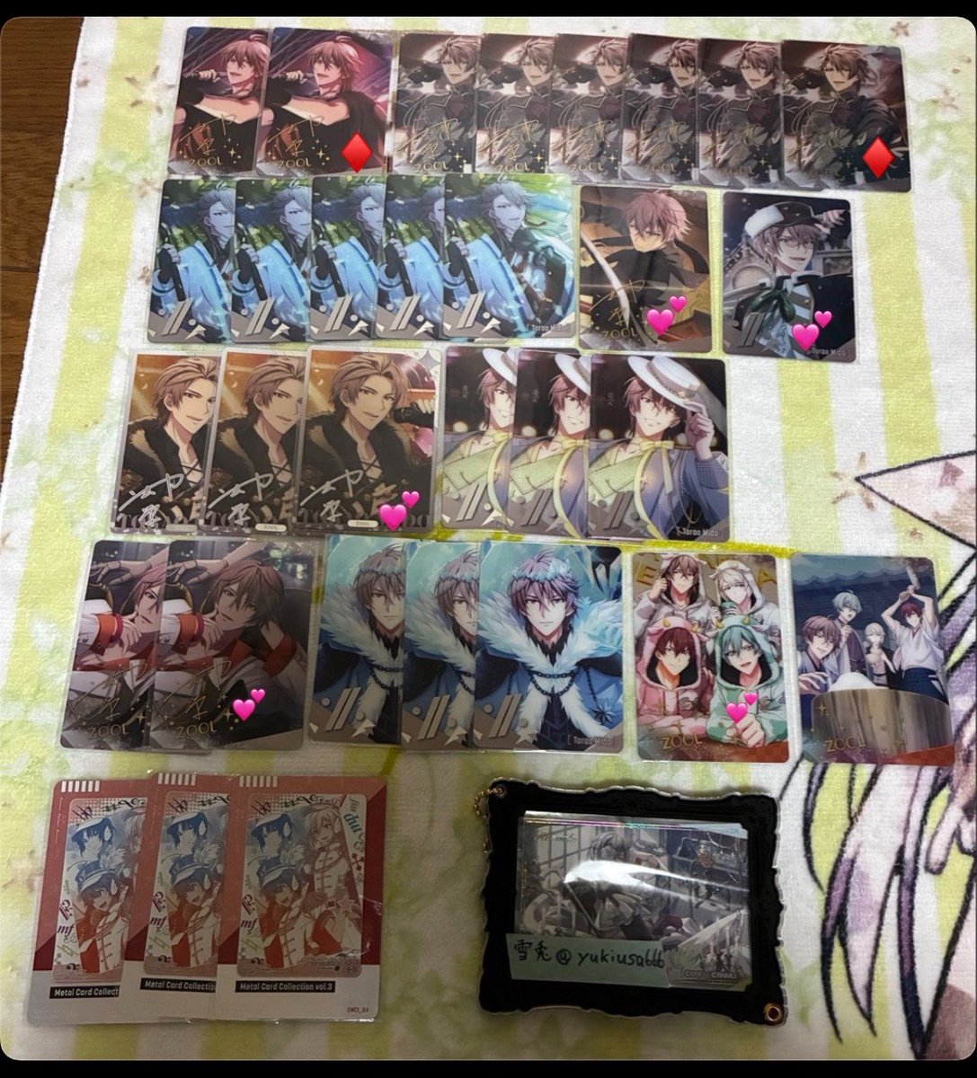 yukiusa666's tweet photo. 交換 譲渡 アイドリッシュセブン アイナナ メタカ メタルカード

譲 画像(裏向きアンコール弾)
求 異種(ぱしゃこれN以外) 又は 過去弾 ＞最近弾 千
種村絵キャラ、紙類であればグッズ種類問わず検討
100円（最新弾のみパックな為110円）+送料

譲渡最優先
💕譲渡は無印同数以上含めて
郵送。大阪手渡し https://t.co/tfNRSPe1fg
