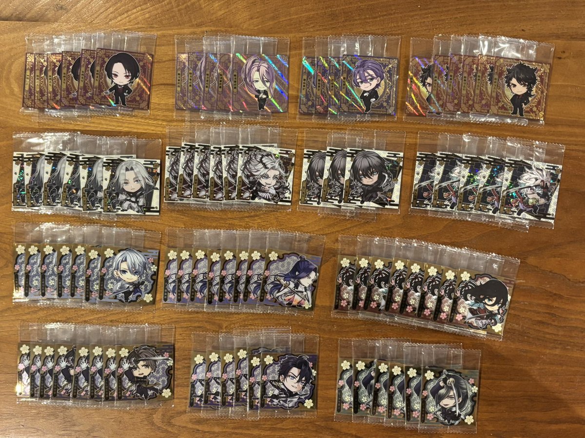 felys____'s tweet photo. 【交換・譲渡】
にふぉるめーしょん 刀剣乱舞 3

譲:
加州 蜂須賀 歌仙 陸奥守　姫鶴 道誉 孫六 鬼丸
長義 丙子 和泉守 長谷部 日光 青江 
雲生 雲次 日本号 面影 実休 骨喰 鯰尾 愛染 
二刀開眼 左文字 太鼓鐘＆燭台切 真田 
シークレット(画像参照)
↓↓↓ https://t.co/CaeycVPWeK