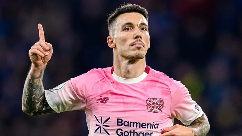 TransferPaneli's tweet photo. 🟡🔵Fenerbahçe, Alejandro Grimaldo transferini bitirmek üzere! (HT Spor) https://t.co/kTexCkKp5u