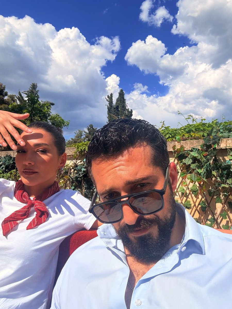 flowerssle's tweet photo. sevgili emre partnerliğin ve güzel dostluğun için çok teşekkür ederiz melek ve yıldırım sahneleri çok keyifliydi başka güzel işlerde yolumuz tekrar kesişir umarım

SonKez MelekOzdel https://t.co/EED4tvCPYT