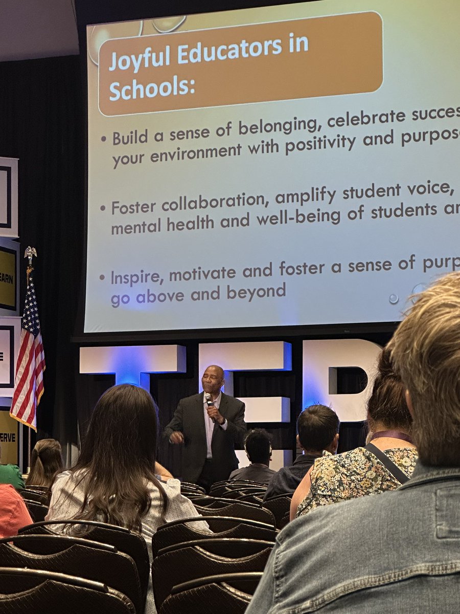 jennhoskins2's tweet photo. What a great time of learning and inspiration today with @Principal_EL at our TEPSA conference! @TEPSAtalk https://t.co/eRxRjQwbZC