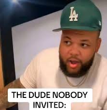 whoisprivetyeba's tweet photo. @meowkuteq @rookpauzze yeah I saw the vid he was like ohhh hello OHHH tattoo and then went on talking to the other guy lol
she's literally the meme https://t.co/EYbBILxYCd
