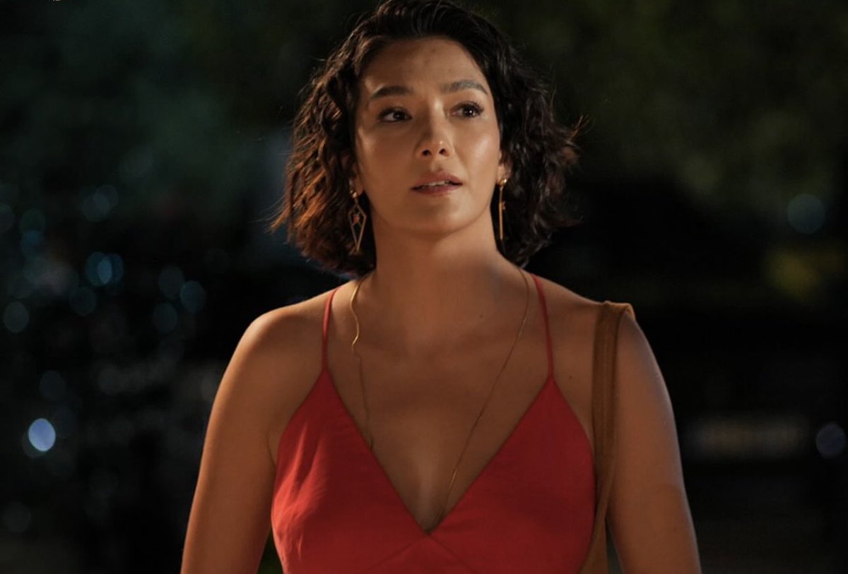 Zeynooyum's tweet photo. bambaşka bir mevzusun aybüke pusat 

SonKez MelekOzdel https://t.co/cQexlyI4S6