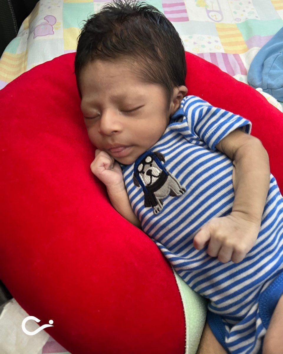 CrossIntl's tweet photo. Baby Paulino was struggling after his mother died, and his father didn’t want to lose him, too. 

That’s when Cross International’s partner in Guatemala, Hope of Life, stepped in to help this precious baby get the nutrition he needed to not only survive—but thrive. Praise the Lord!
