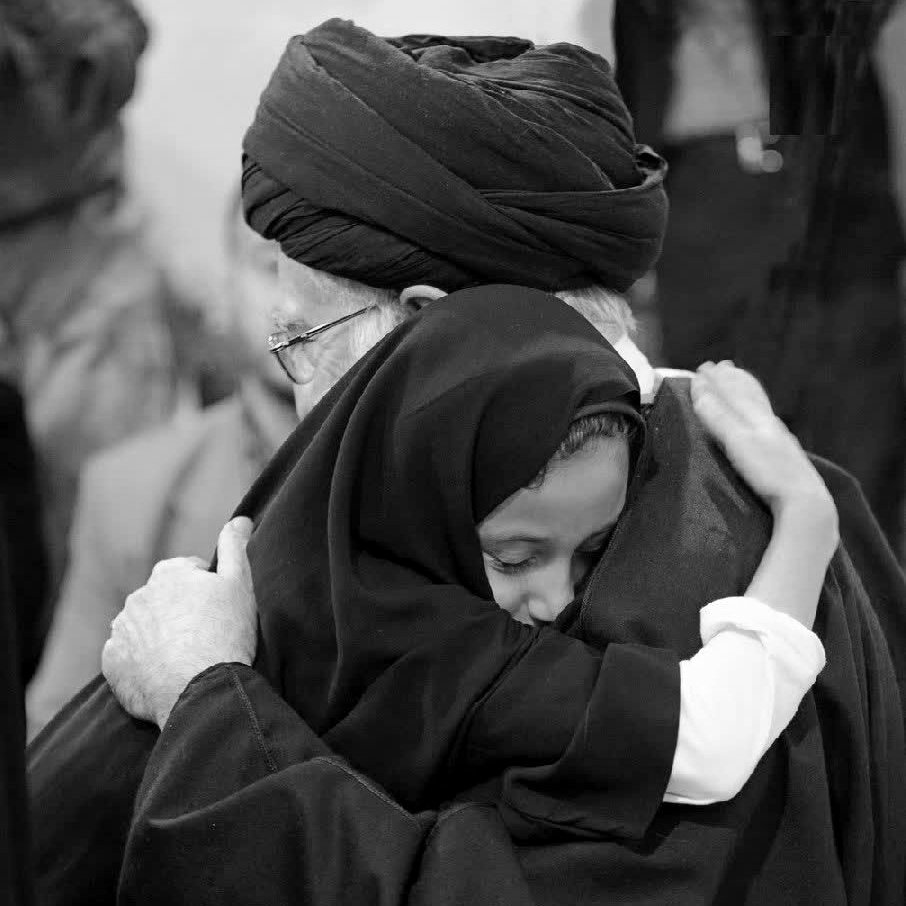 Baharak1222's tweet photo. ای غایب از نظر به خدا می‌سپارمت
جانم بسوختی و به دل دوست دارمت https://t.co/N2uGhKrQ7v