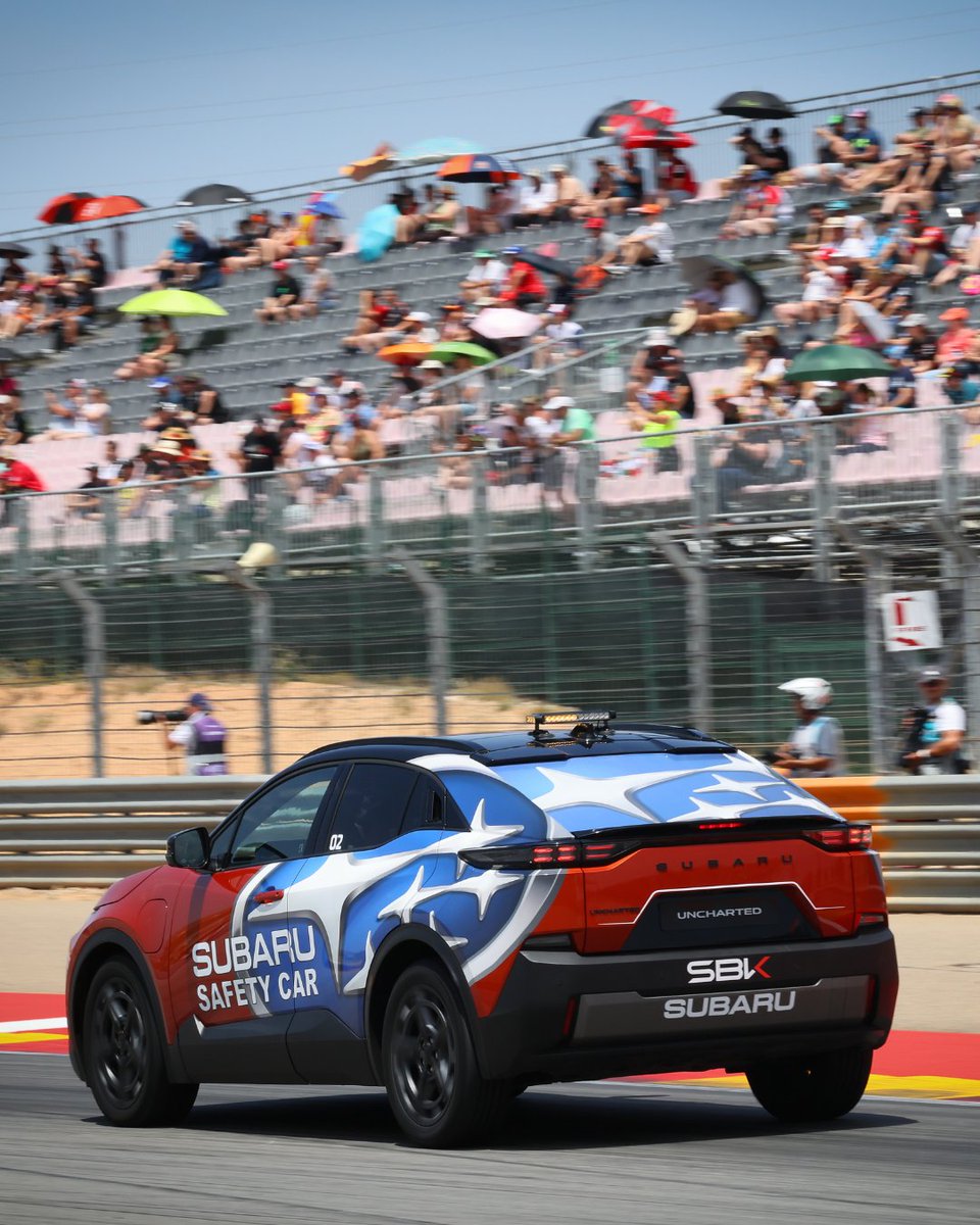 subaru_es's tweet photo. ¡Subaru vuelve a ser el Safety Car oficial de #WSBK en @AragonMotorLand ! 

Este año el encargado de salir al circuito fue el nuevo Subaru Uncharted: nuestro modelo 100% eléctrico con diseño deportivo y con el extra de seguridad que siempre nos define 

@subaru_europe https://t.co/g3atL1tGvs