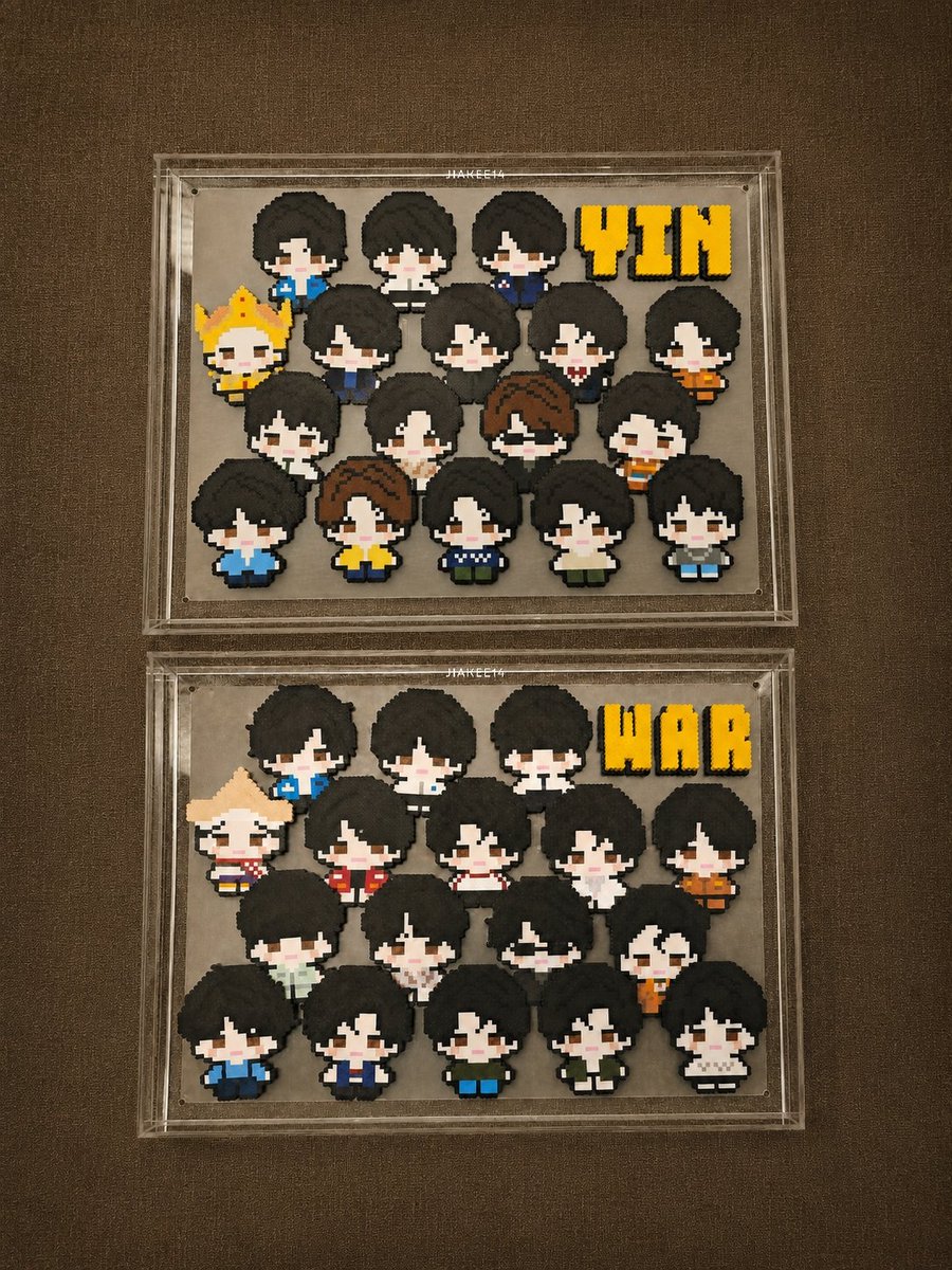 JiaKee14's tweet photo. Gift for @yinyin_anw @warwanarat 🎁
By JK

✨YinWar in Different Universes✨

It doesn't really look that much like YW and they didn't recognize it at first either🤣 Good thing I put name tags at the back 555

Secretly hoping that once YW realised what this gift was about, it gave them a little chance to look back on how far they've come and reminded them of all the different universes & stages they've been through together 🌸🤏🏻

#SR_YINWAR2NDFANSIGN
YINWAR 2ND FANSIGN SIRACHA