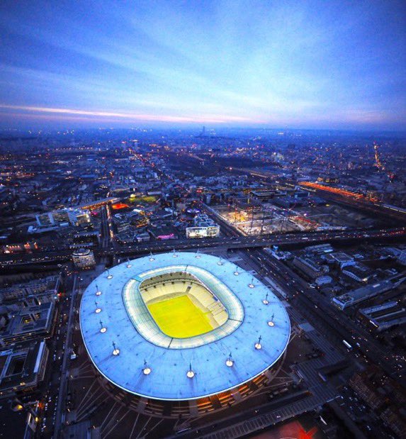 Kulturlesite_'s tweet photo. 🚨 HISTORIQUE 

NISKA a SOLD OUT sa troisième date de CONCERT au STADE DE FRANCE !! 🏟️🇫🇷

Au total c’est plus de 240 000 places vendues en quelques heures 🤯 https://t.co/II1ZBqbZV0