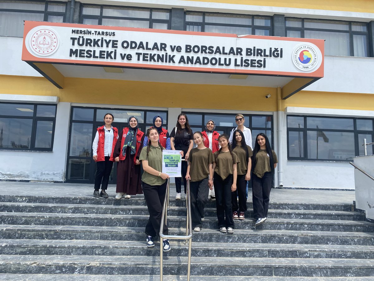GSB_TarsusGM's tweet photo. 2026 Yaz Gençlik Kampları için başvurular başladı🏕️
Başvuru, kamp dönemleri ve detaylı bilgi vermek üzere öğrencilerle bir araya gelmeye devam ediyoruz.

Yeni dostluklar, unutulmaz hatıralar ve eğlenceli aktiviteler sizleri bekliyor.😎

Başvuruları için ⬇️
https://t.co/55jMZfvNyu https://t.co/i7uPLjTpFT