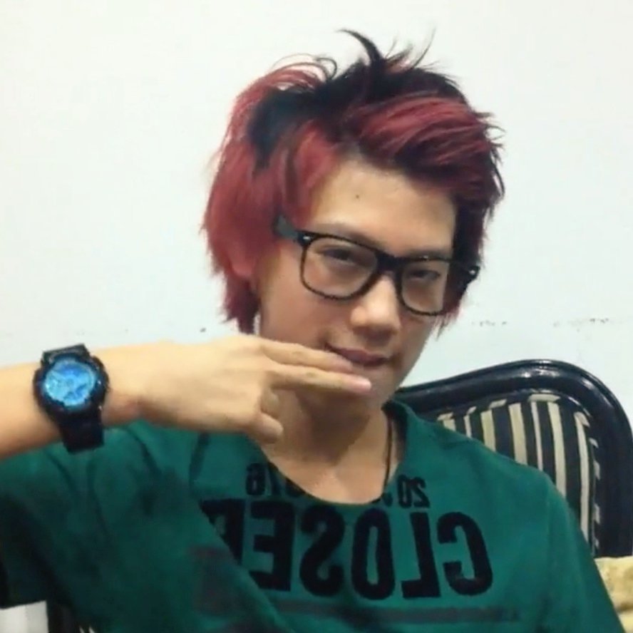 bemy10velyjay's tweet photo. ปาดปาก                                      ปาดปาก
Then                                           Now https://t.co/c9qwkbIpZ8