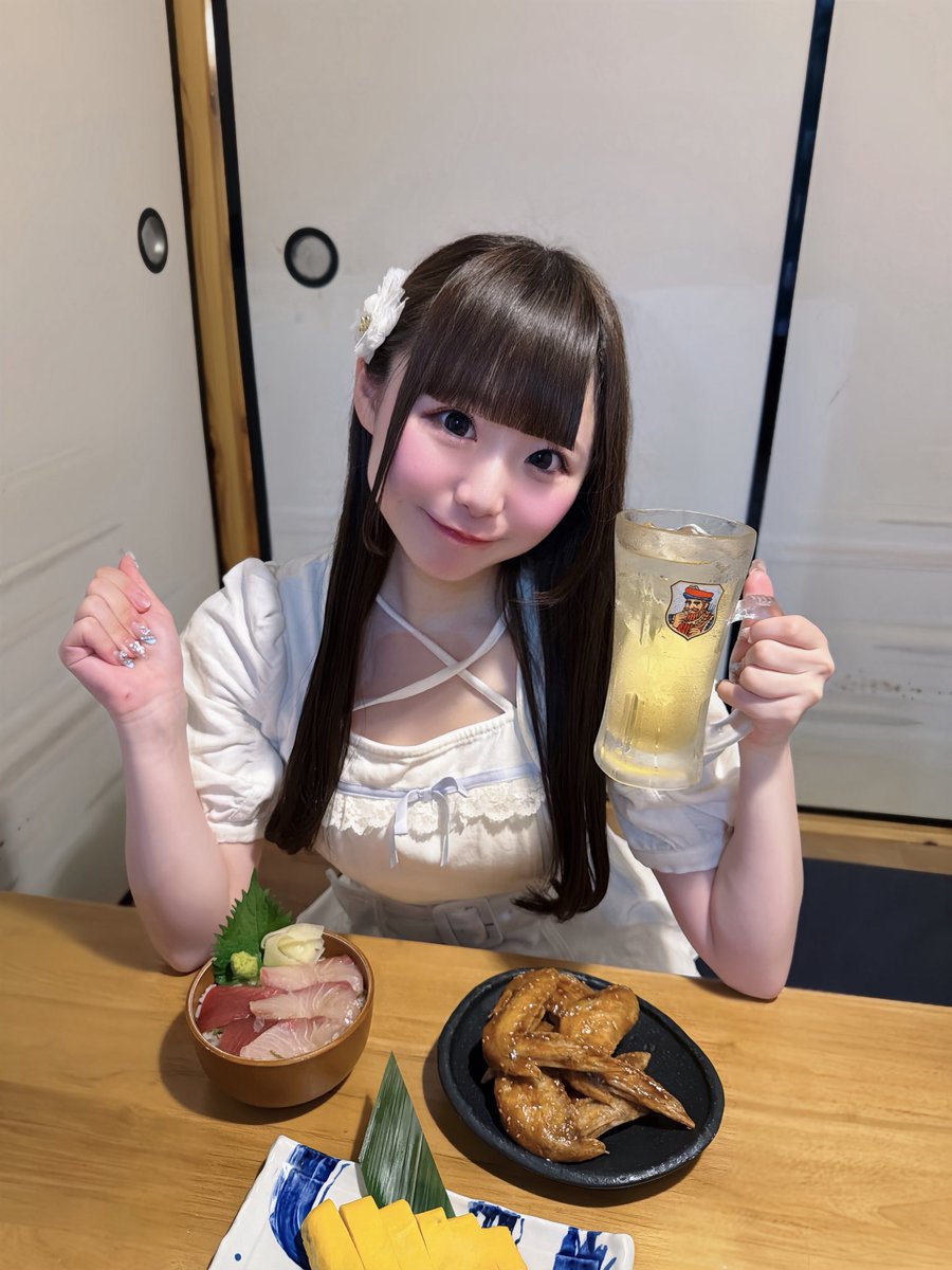 misak_rabbitbit's tweet photo. またさらっと手を握るとか
流石にちょっとすきになっちゃうかも？💞 https://t.co/tda2ZnHFrk