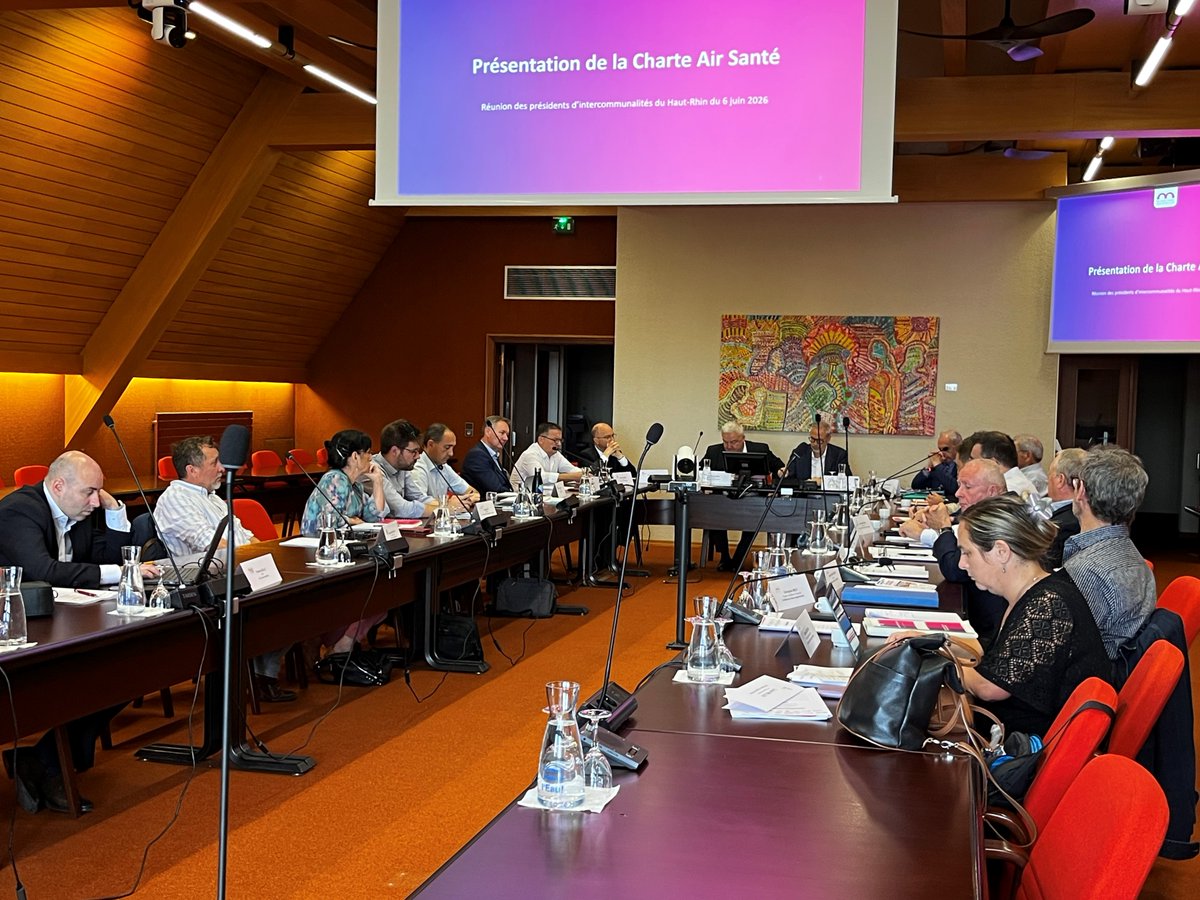 Image de Préfet du Haut-Rhin - 🤝 Intercommunalités
Les présidents d’intercommunalités du Haut-Rhin étaient réunis le samedi 6 ju