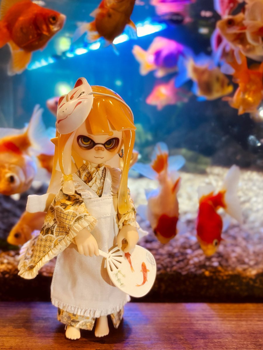 Heidi_2nd's tweet photo. 𓏸 𓂂 𓈒金魚ゆく　音のさびしき　夜の水𓏸 𓂂 𓈒𓆡𓆝𓆟
#スプラトゥーン３ #splatoon3 https://t.co/AQdCZg6EE8