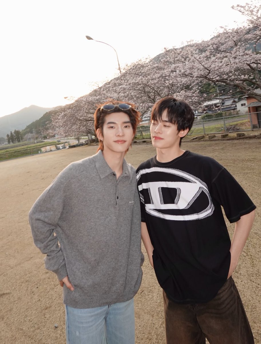 teeteebaipor's tweet photo. คนสวยมากับใครคะ             มากับแฟนครับ https://t.co/otlvH2Ymni