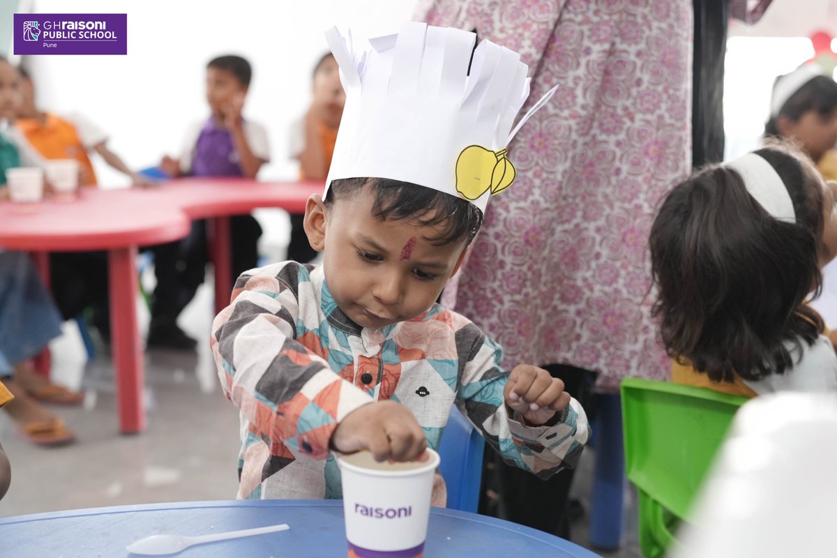ghrpublicschool's tweet photo. Learning never tasted so refreshing! 🍋✨ Students turned simple ingredients into delicious lemonade while building hands-on skills and having fun.
#LemonadeMakingActivity #GHRaisoniPublicSchoolPune #LearningWithFun https://t.co/DJXDGff8wv