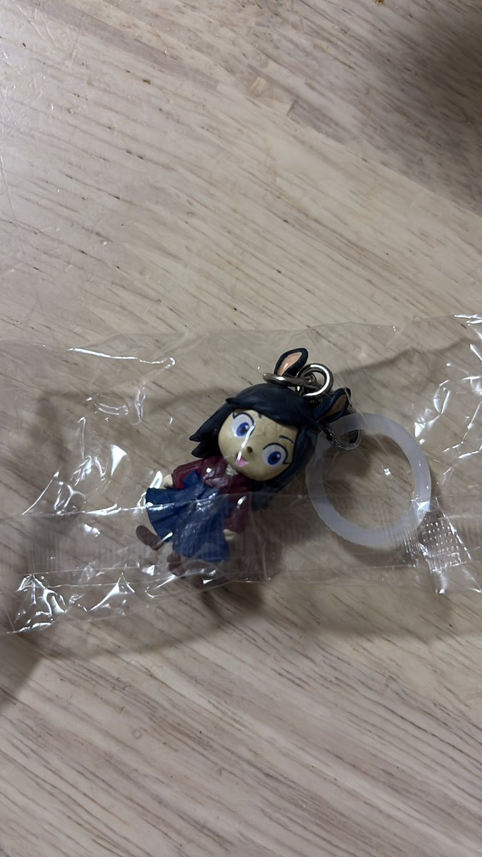 Ee1Lta's tweet photo. 【交換】ガチャガチャ ガシャポン  
サマウォーズめじるしアクセサリー

【求】仮ケンジ
【譲】ナツキ

郵送での交換希望です🙌🏻
気軽にお声かけください🙇‍♀️ https://t.co/DFYCier6dB