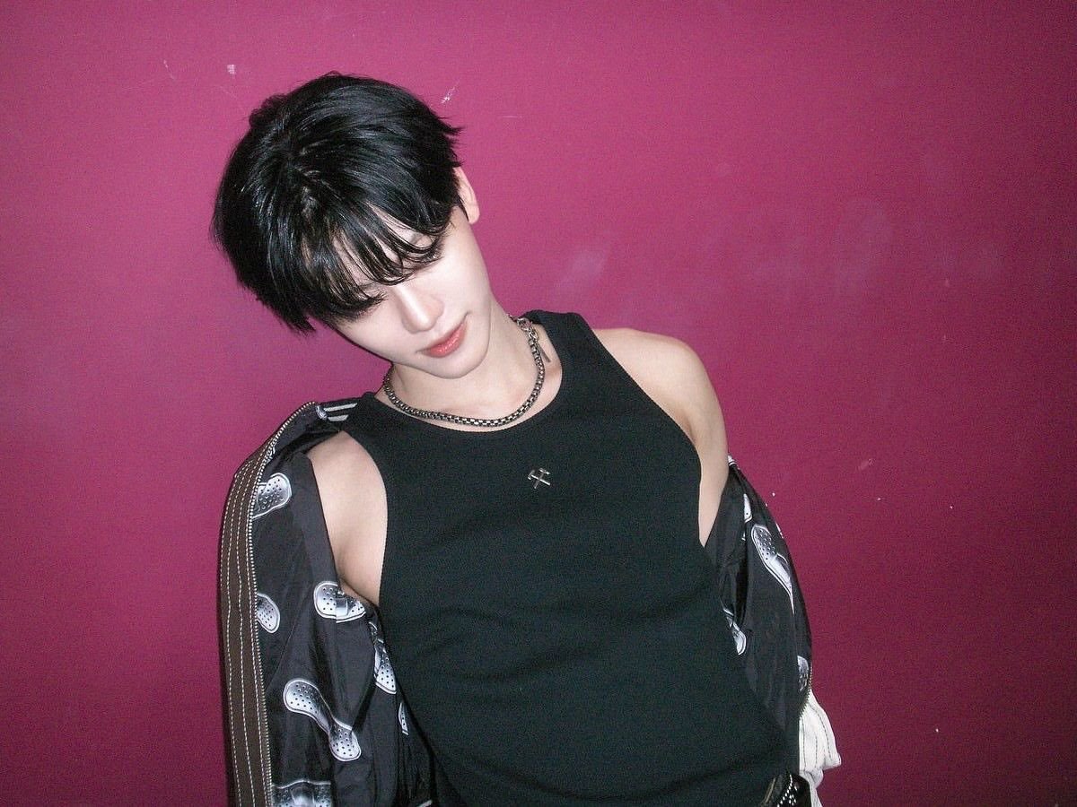 milkiesboy's tweet photo. black nightt https://t.co/4LMyImiBjo