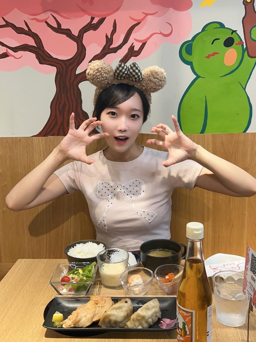 GGIP_SHOKO's tweet photo. くまちゃん！！になった！！！
かわい、？🩷🧸

#めんこい鍋くまちゃん温泉
#渋谷グルメ
#SHIBUYA https://t.co/RHmzn1FbhG