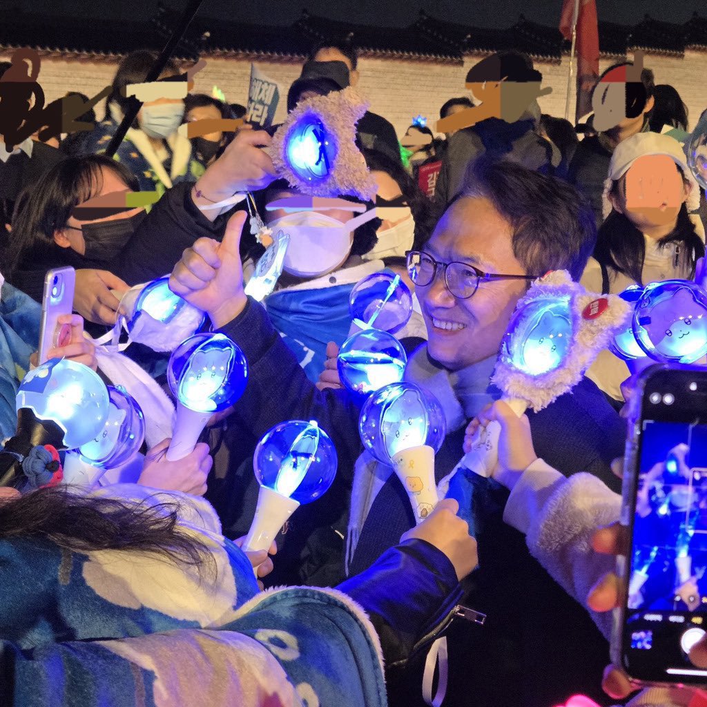 yodogyeonwalwal's tweet photo. 존나 쪽팔리니깐 병신아 https://t.co/pbXe3x2sCr