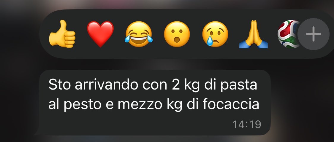 commoncigarette's tweet photo. gio ti amo, non sai la fame chimica che abbiamo qui https://t.co/mmBDLIHR99