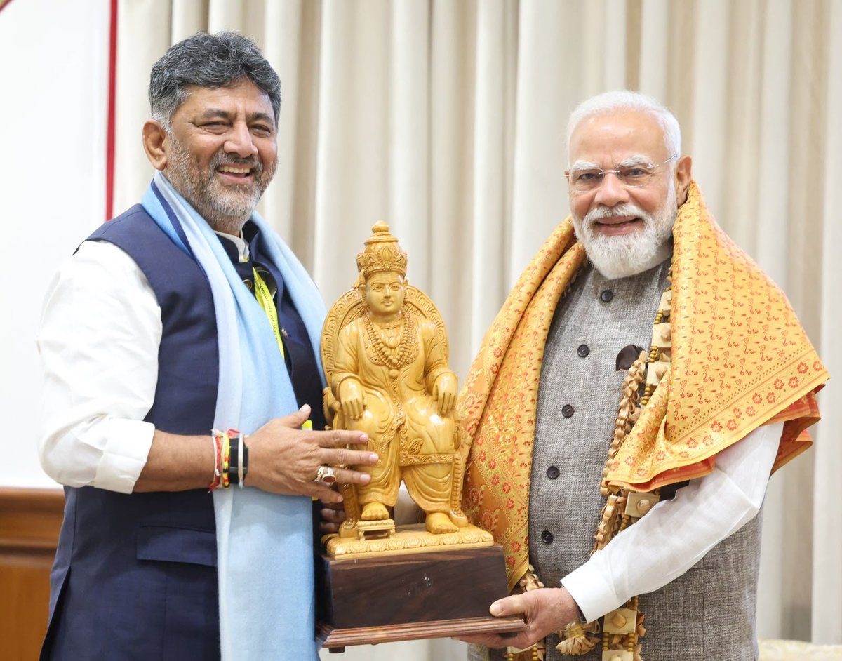 CMofKarnataka's tweet photo. Chief Minister Shri @DKShivakumar met Hon’ble Prime Minister Shri Narendra Modi avaru in New Delhi today for the first time after assuming office as the Chief Minister of Karnataka.

The meeting featured a constructive discussion on Karnataka’s development priorities, including infrastructure, investment, urban mobility, irrigation, innovation, and welfare initiatives aimed at improving the lives of the people.

The Chief Minister reaffirmed Karnataka’s commitment to remaining a leading contributor to India’s growth story and emphasised the importance of cooperative federalism in accelerating the State’s development journey. He expressed confidence that closer collaboration between the State and the Union Government would create greater opportunities, drive inclusive progress, and fulfil the aspirations of the people of Karnataka.

A stronger Karnataka will continue to strengthen the foundation of a stronger India.