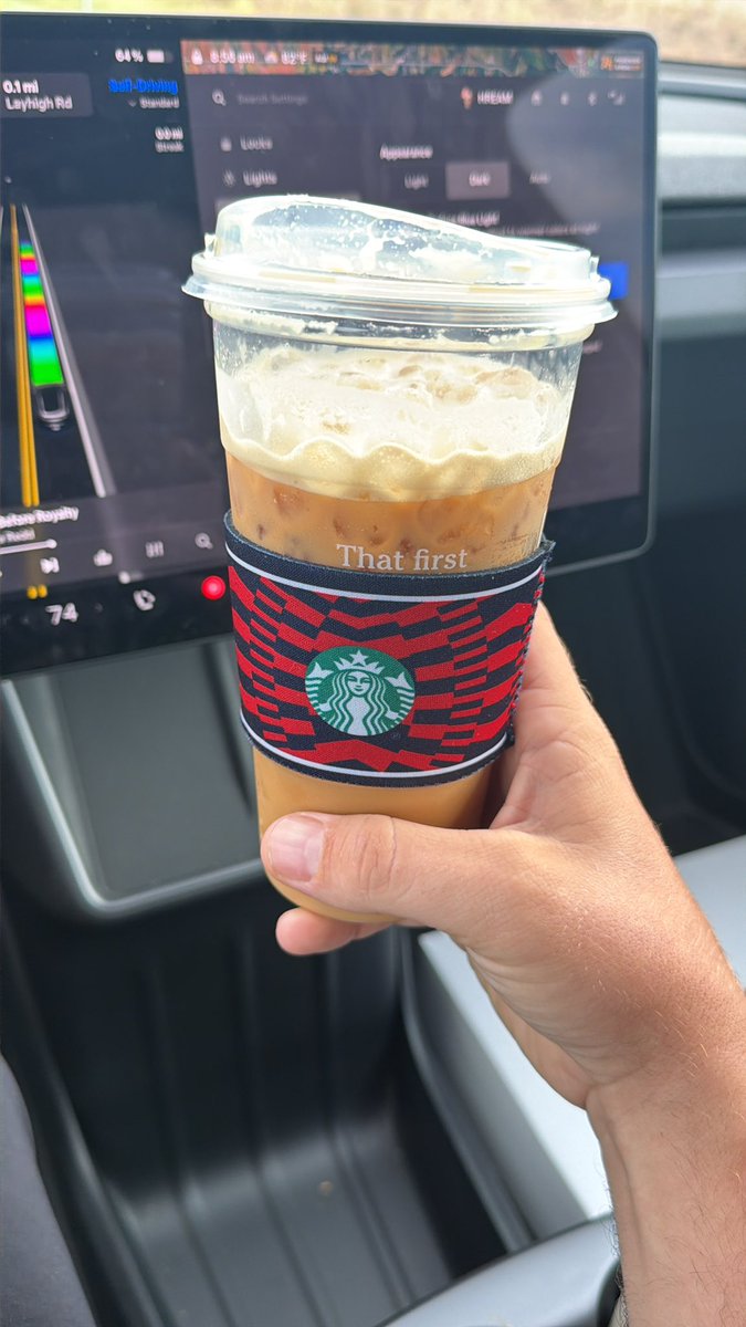 HREAMMM's tweet photo. Free Starbucks Neoprene sleeve for my iced espresso this morning how sweet of the girl who made my coffee this morning! https://t.co/rKv5CFyU9q
