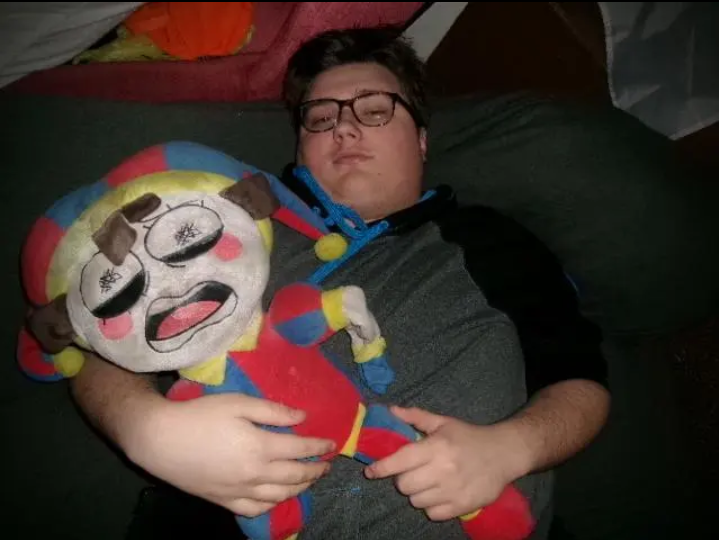 combs_didd482's tweet photo. @lico337 What's the matter Hitler boy your just a 50 year old fat balding Australian pervert larping as a Japanese girl online while you only went outside to catch some young school girls also this is what you look like you disgusting whore https://t.co/feMU2U5rlR