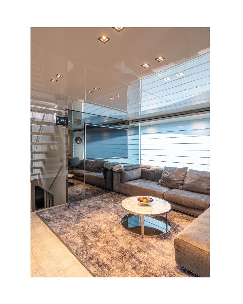 WestNautical's tweet photo. 🚤 LADY LARISA – now €4.3M (VAT paid, turn-key) and presented in ‘as new’ condition -📍 Sanremo, Italy

🛏️ 4 guest cabins for 8 guests + crew of 3
🛋️ Expansive indoor-outdoor living
⚙️ Triple Volvo Penta IPS 1050 engines

🔗 https://t.co/CIXGojjFjd | 📧 info@westnautical.com https://t.co/yLwqgmjm4N