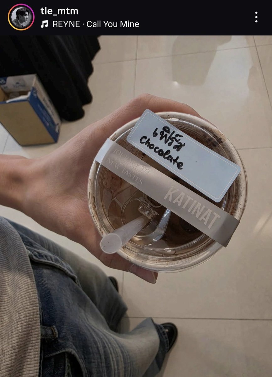 moonxest's tweet photo. tle posting this when we all know who loves chocolate and with that song choice?? they love to brag about each other 🫠 https://t.co/gs9TePC129