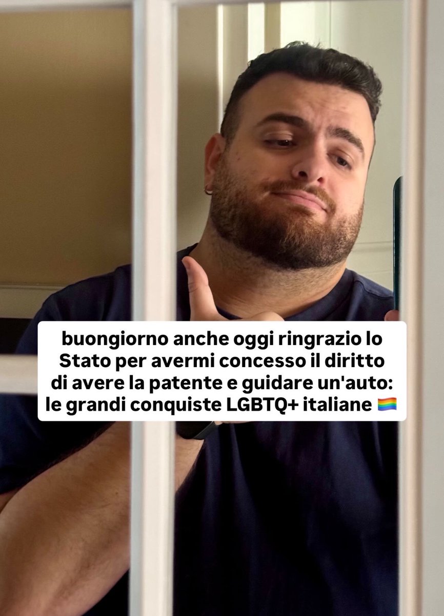 booratzi's tweet photo. buon Pride a noi 🏳️‍🌈 https://t.co/LAXV6G6mDu