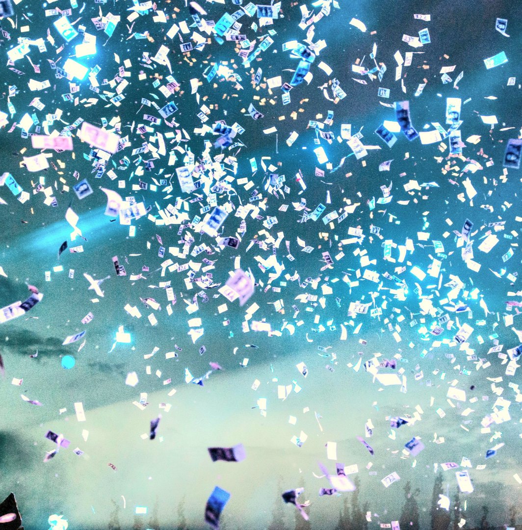 tekishaseizoun's tweet photo. 𝗜𝗡𝗦𝗧𝗔𝗚𝗥𝗔𝗠 ⸻

𝗮𝘇𝗲𝗿𝗲𝗻𝘇𝗼: Instead of thinking of birthdays as linear phenomenon we experience, why don’t we see them as threads woven into the beautiful fabric of our lives?

Happy birthday, our dearest Moon Club~ https://t.co/Si0Qz1sxfR