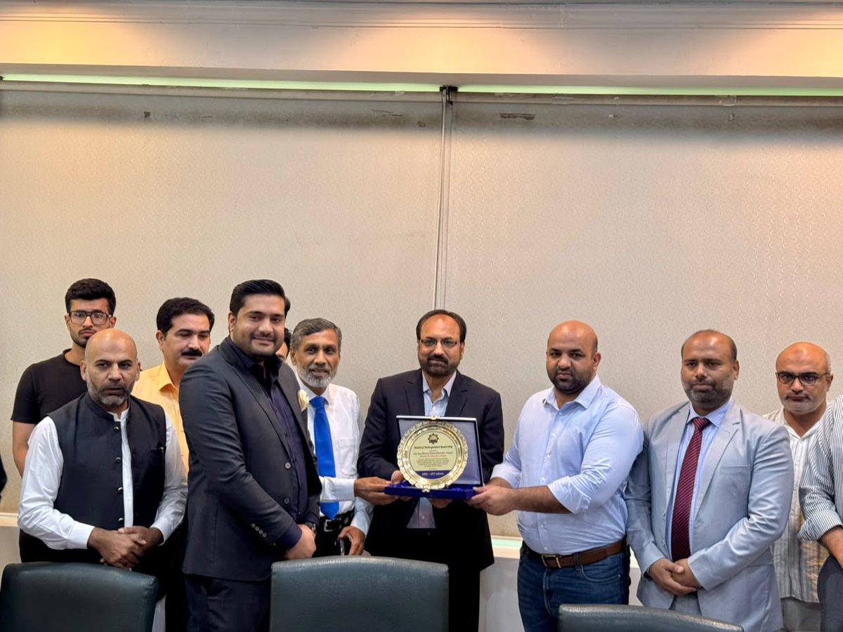 RanaSikandarH's tweet photo. Attended a meaningful session at UET Lahore focused on innovation, commercialization & the role of universities in driving practical solutions. It is encouraging to see our higher education institutions advancing technology, supporting industry linkages & creating new economic opportunities for Punjab’s youth.