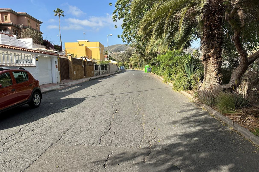 aytolpgc's tweet photo. 🏗️ Nueva mejora para Marzagán en #LPGC

🚧 Adjudicamos la reparación integral de la calle Soria para reforzar la seguridad, la estabilidad y la durabilidad de este vial residencial

🤝Más inversión para seguir mejorando los barrios de la ciudad

📲 https://t.co/iB1jzYhWbM https://t.co/Kfzqky2PBz