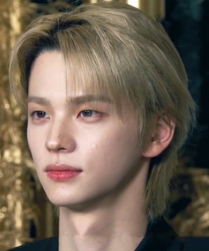 apolyx's tweet photo. Emang boleh secantik dan sehamil ini? Aku speechless tidak bisa berkedip bernapas berkata kata. Cantik banget kakak. Please be my wifey. https://t.co/FnfANxBxt7