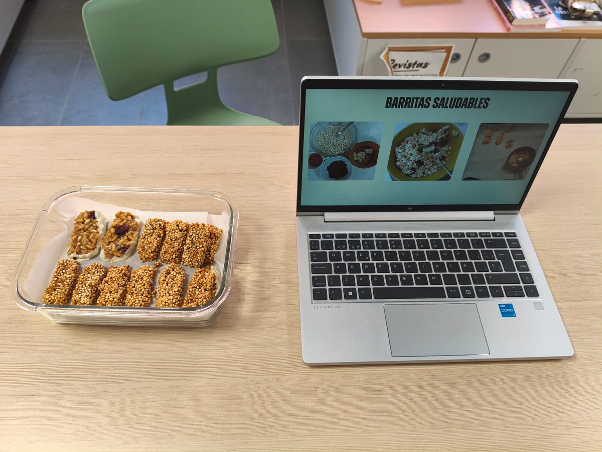 iescomplutense's tweet photo. Ayer y hoy hemos celebrado nuestra primera feria (la primera de muchas) del producto, resultado del proyecto personal enmarcado en el final de la etapa del Programa de Años Intermedios (IB). Enhorabuena a nuestros alumno/as de 4ESO/5PAI. Han hecho una labor excelente. https://t.co/ajL1twuAog