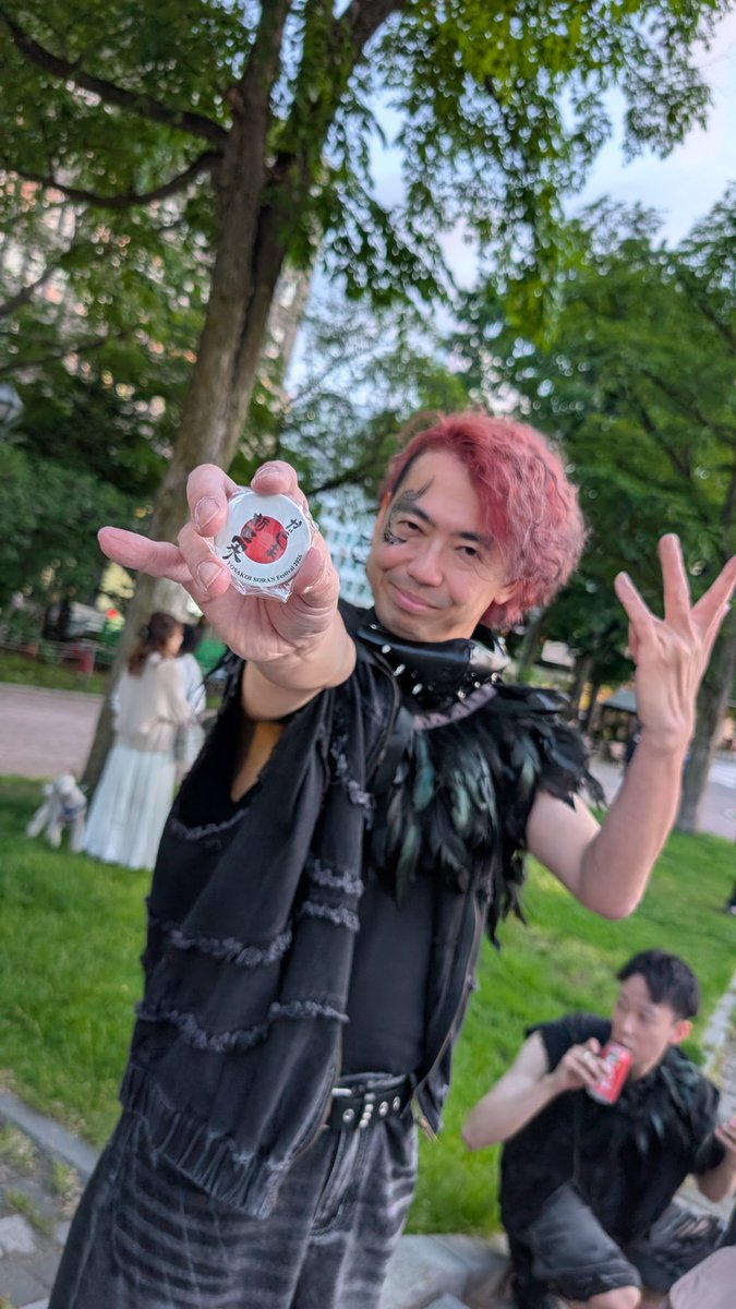 Waka_letsYOSA's tweet photo. @shinsekai2003 
この人は新世界さんの全力白目を覚えていてずっと応援してくれてます。笑 
引き当ててました。笑 https://t.co/UJkRbEd4KQ