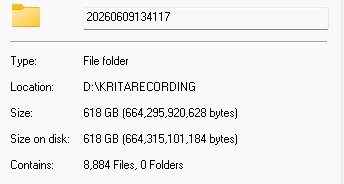 rorumuru's tweet photo. I was confused when making the timelapse of the Valencina art why my storage filled up too quickly, turns out I set the quality too high and it ballooned like this 😭😭 https://t.co/JevfBegqeA