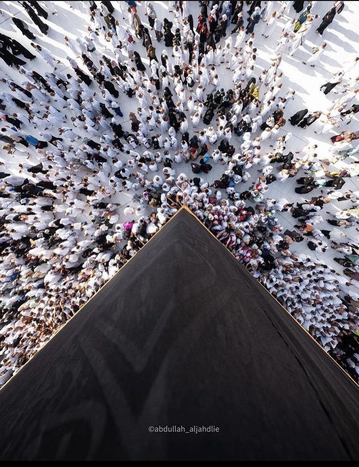 hauwa_ykay's tweet photo. Look how beautiful my Religion is🤍🕋✨

Ya Allah grant us the opportunity to visit this holy place ameen🤲🏽 https://t.co/kQOzqmcPex