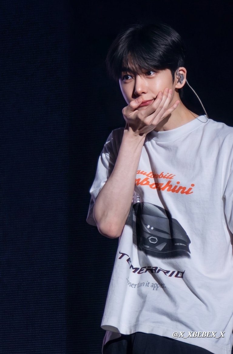 2_3Chae's tweet photo. 아기궁댕이 https://t.co/zl5CsYsrK4