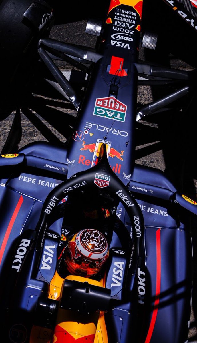 F1HardWalls4K tweet picture